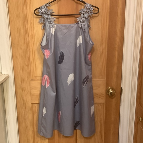 SHEILAY DRESS - Picture 5 of 5